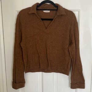 Lush brown collared top with ribbing